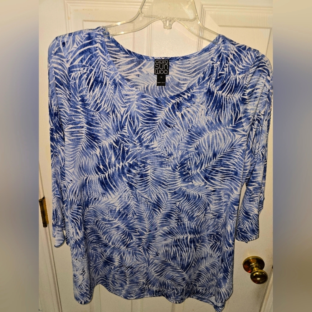 NWOT- Blue Palm Print Women's Top